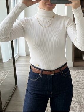 Ralph Lauren Women's Ribbed Cream Turtleneck Sweater